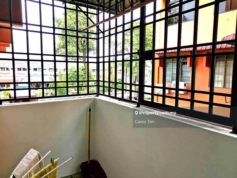 Rumah Pangsa untuk Dijual di Taman Johor Jaya oleh Casey Tan - iProperty.com.my
