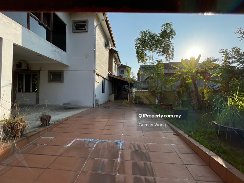 Banglo untuk Dijual di Bandar Seri Putra, Bangi oleh Gordan Wong - iProperty.com.my