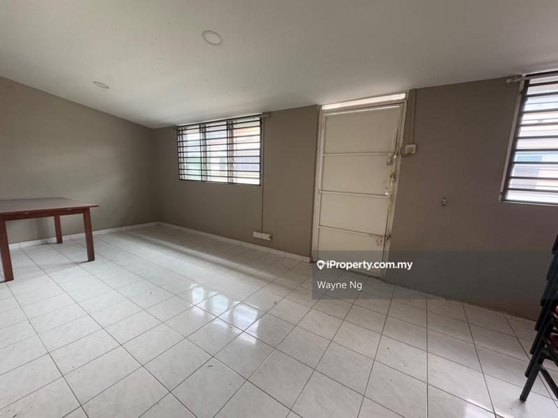 1-storey Terraced House for Sale in Taman Salak Selatan, Salak South by Wayne Ng - iProperty.com.my