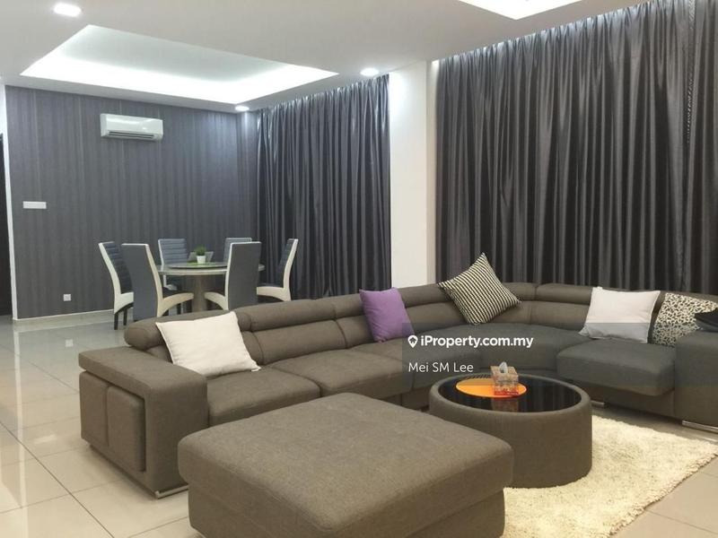 Twin Palms, Sungai Long Living Room