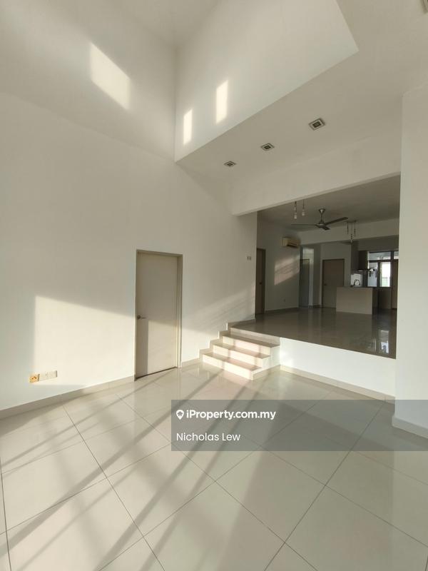 Condominium for Sale in Bayan Villa, Seri Kembangan by NK Lew - iProperty.com.my