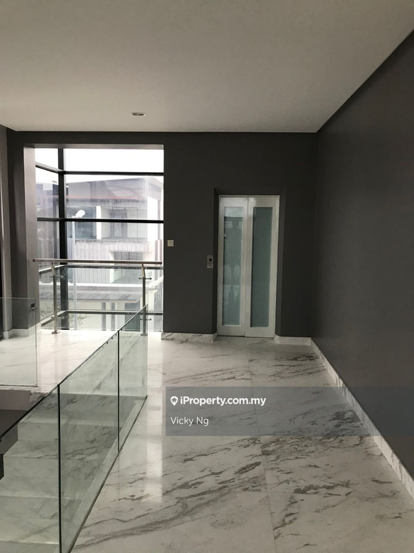 Banglo untuk Dijual di Perdana Lakeview East, Cyberjaya oleh Vicky Ng - iProperty.com.my