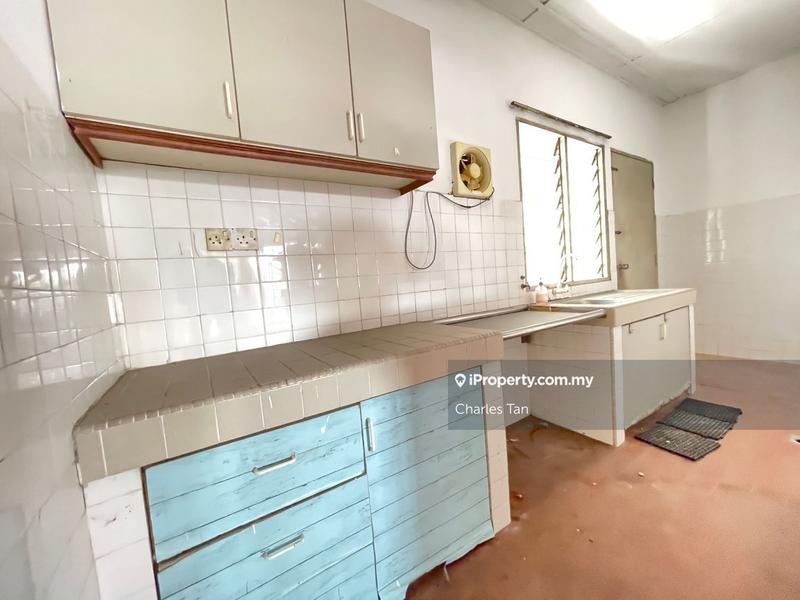 Rumah Berangkai 2 Tingkat untuk Dijual di SS19, Subang Jaya oleh Charles Tan - iProperty.com.my
