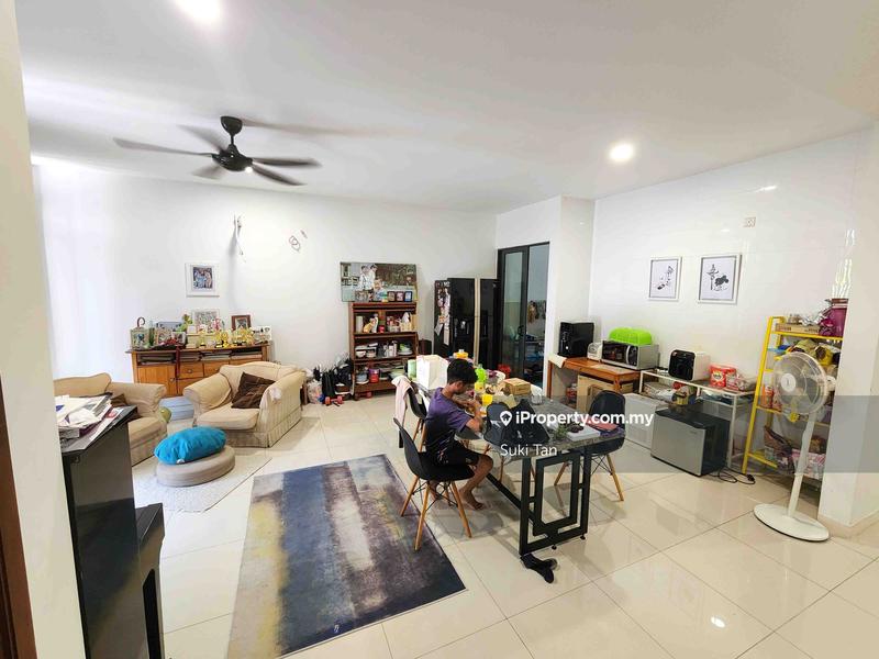 3-storey Terraced House for Sale in Lake Fields, Sungai Besi by Suki Tan - iProperty.com.my
