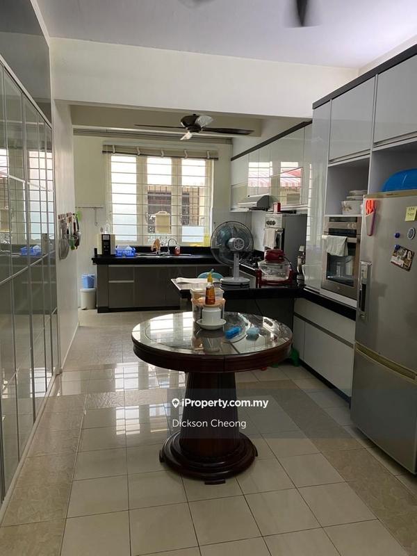 Rumah Berangkai 2 Tingkat untuk Dijual di Bandar Utama 10, Bandar Utama oleh Dickson Cheong - iProperty.com.my