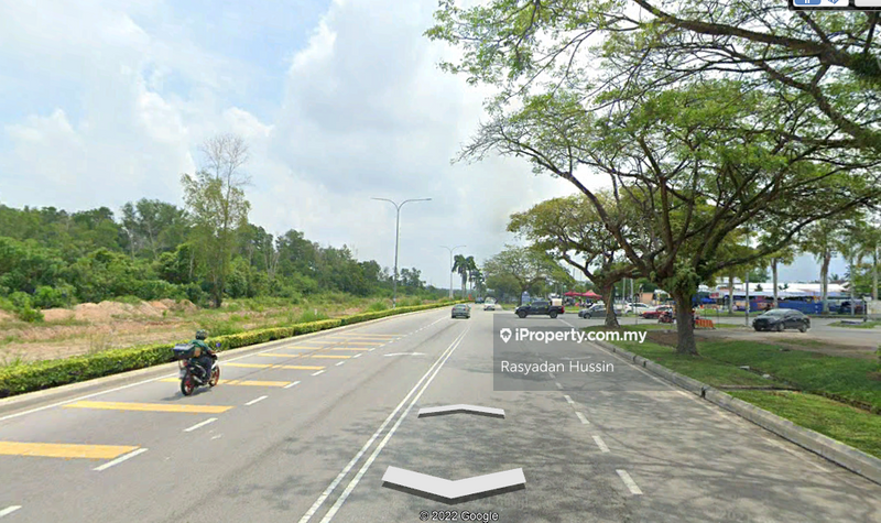 For Sale - 4 Acre Mainroad Frontage Commercial Land Bandar Baru Nilai High Traffic