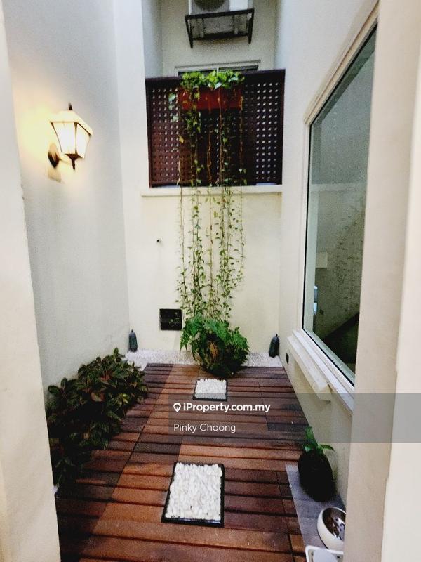 Rumah Berkembar untuk Dijual di Sierramas West, Sungai Buloh oleh Pinky Choong - iProperty.com.my