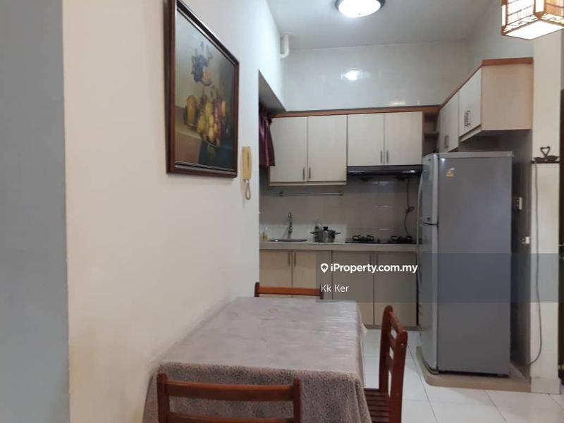 Residensi Servis untuk Disewa di E-Tiara oleh Kk Ker - iProperty.com.my