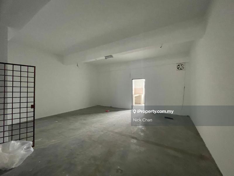 Shop-Office for Sale in 2ks1w, Kajang by Nick Chan - iProperty.com.my