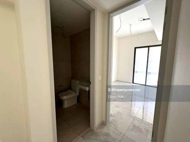 Rumah Teres 3-Tingkat untuk Dijual di Jia Residences, Seri Kembangan oleh Oliver Mak - iProperty.com.my