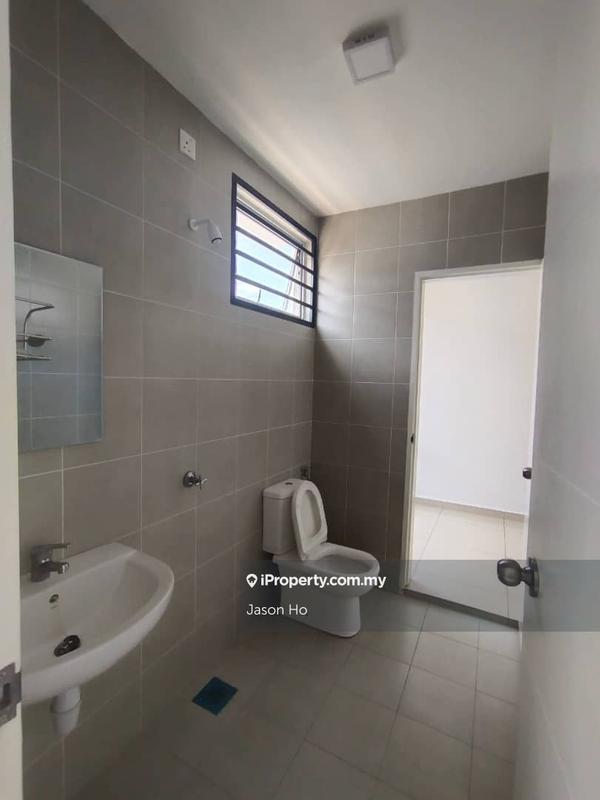 Rumah Berangkai 2 Tingkat untuk Dijual di Bandar Sri Sendayan, Negeri Sembilan oleh Jason Ho - iProperty.com.my