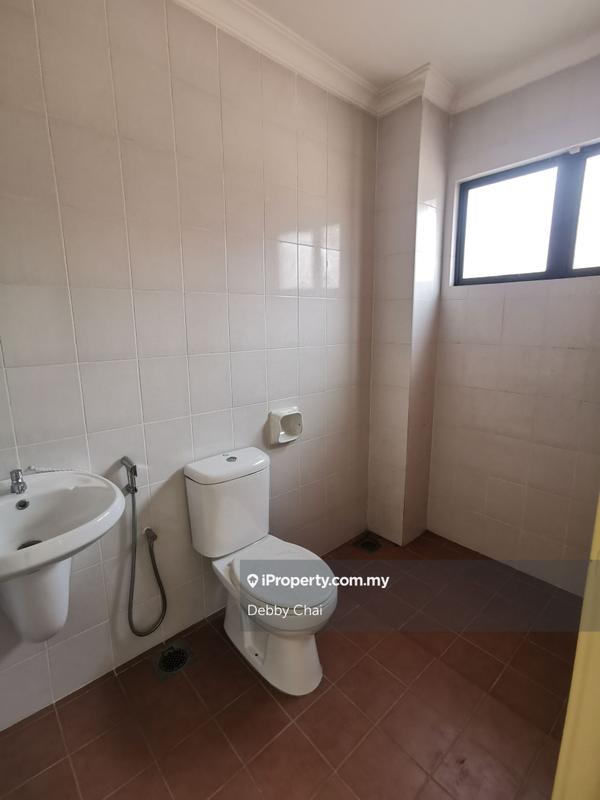 2.5-storey Terraced House for Sale in Bandar Kinrara Seksyen 9, Bandar Kinrara by Debby Chai - iProperty.com.my