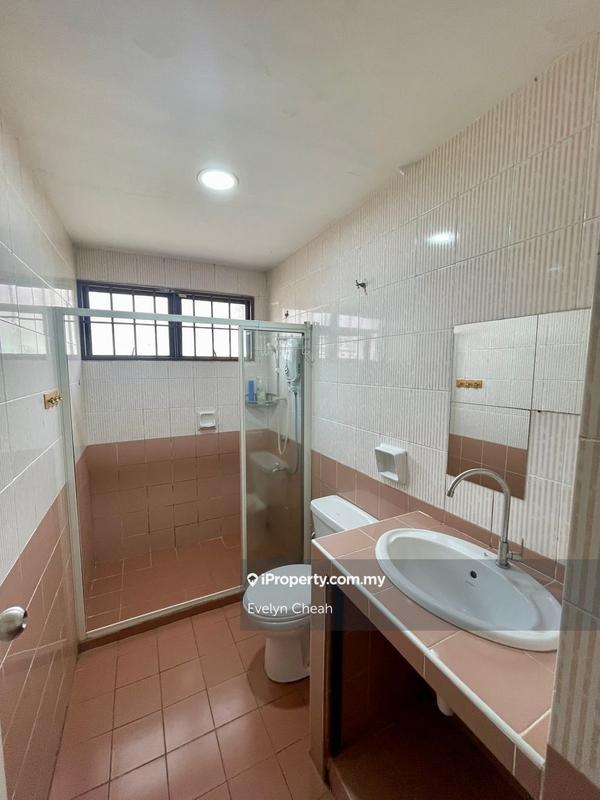 Rumah Berkembar untuk Dijual di Bandar Kinrara Seksyen 6, Bandar Kinrara oleh Evelyn Cheah - iProperty.com.my