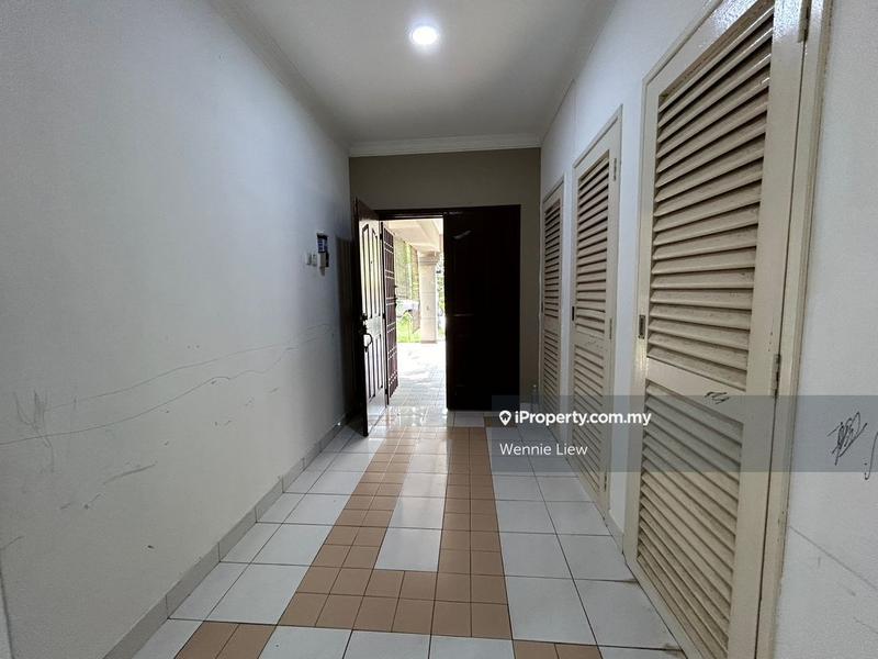 Semi-Detached House for Rent in Kelab Golf Sultan Abdul Aziz Shah (KGSAAS), Shah Alam by Wennie Liew - iProperty.com.my