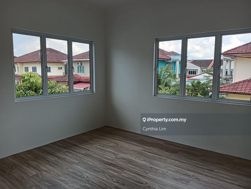 Rumah Berkembar untuk Dijual di Kuching, Sarawak oleh Cynthia Lim - iProperty.com.my