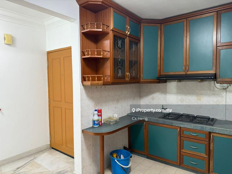 For Sale - Sri Intan 2