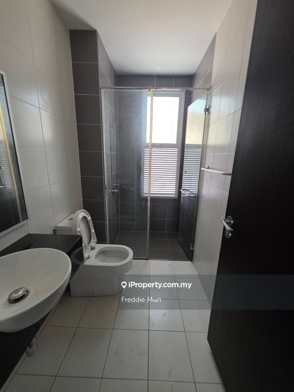 Semi-Detached House for Sale in Taman Equine, Seri Kembangan by Freddie Mun - iProperty.com.my