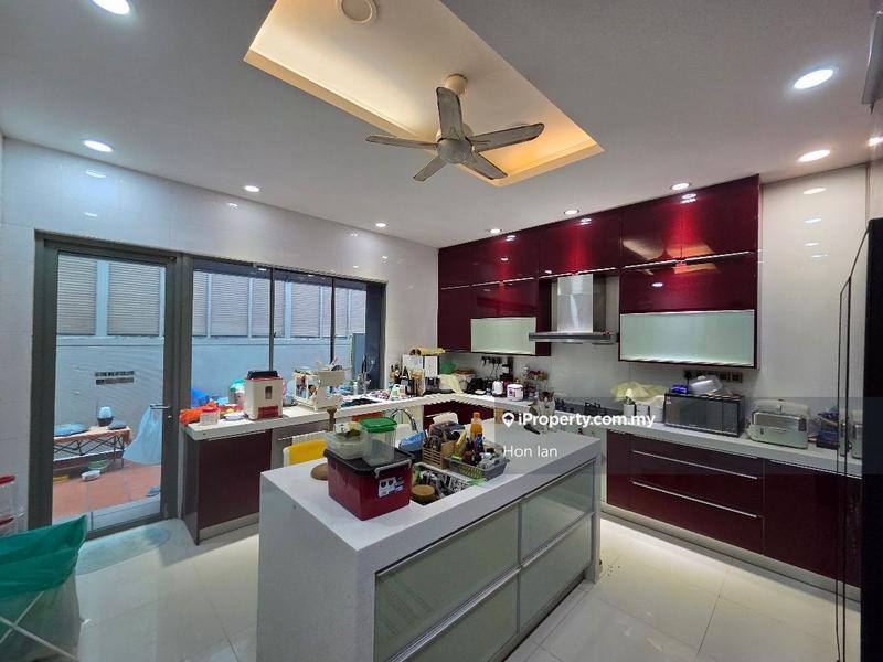 Bungalow House for Sale in Bukit Indah, Ampang by Hon Ian - iProperty.com.my