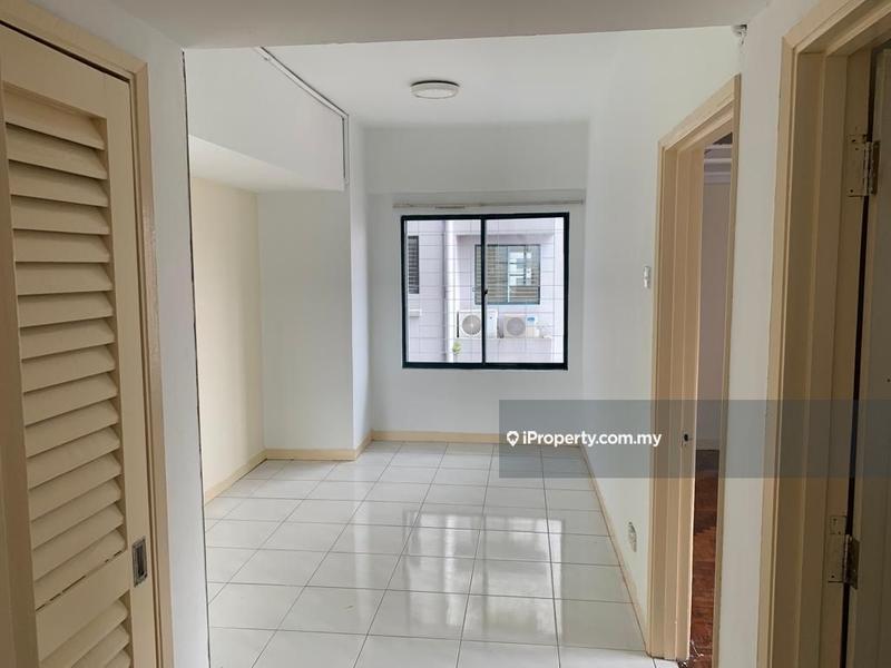 Kondominium untuk Dijual di Tiara Ampang oleh Naomi Ong - iProperty.com.my