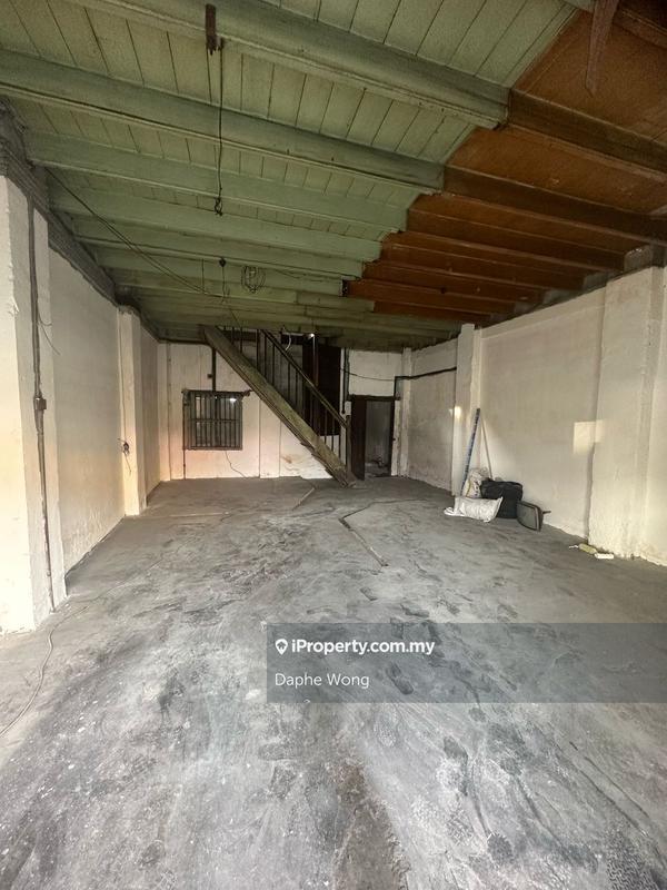 For Rent - TAMAN SERI, BANTING  1.5 STOREY SHOP