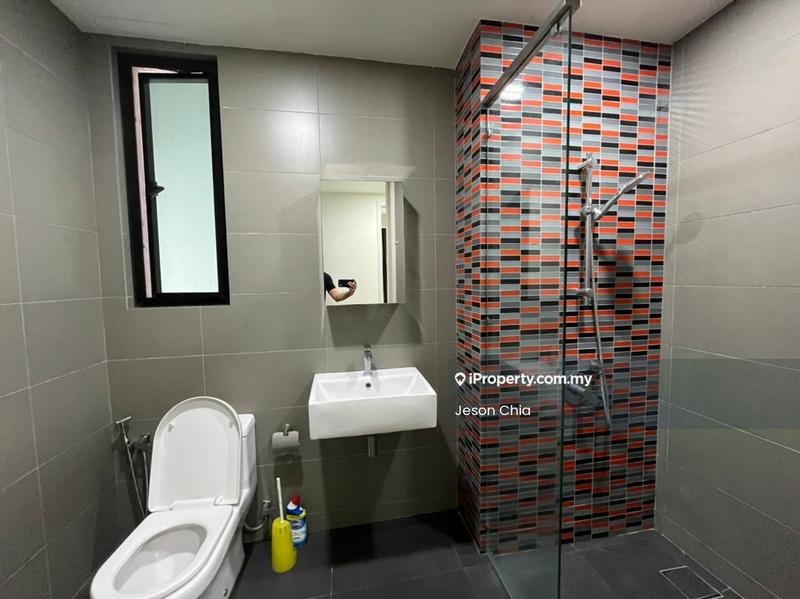 Service Residence for Sale in The Leafz @ Dedaun by Jeson Chia - Bathroom - iProperty.com.my