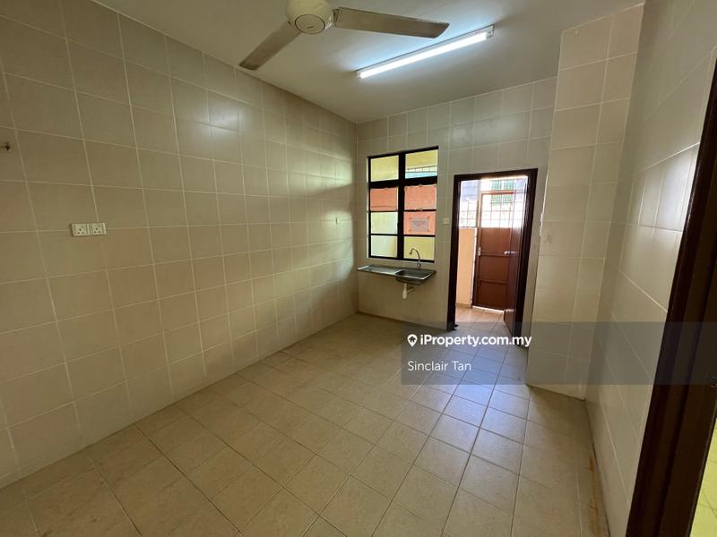 Rumah Berangkai 2 Tingkat untuk Dijual di Taman Angsa Mas, Durian Tunggal oleh Geoffery Wee - iProperty.com.my