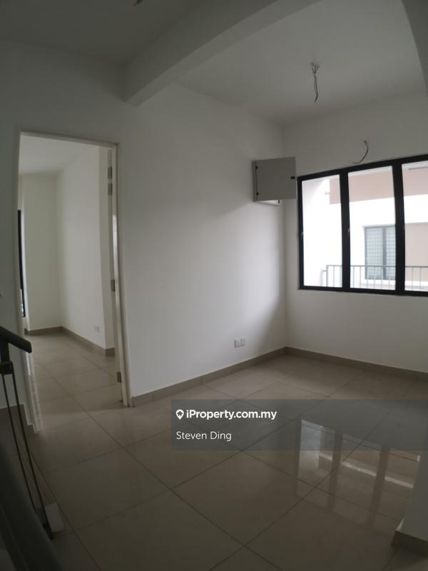 Semi-Detached House for Sale in Setia Utama, Setia Alam by Steven Ding - iProperty.com.my