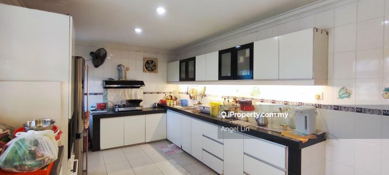 Bungalow House for Sale in Taman Desa Baru, Kajang by Angel Lin - iProperty.com.my