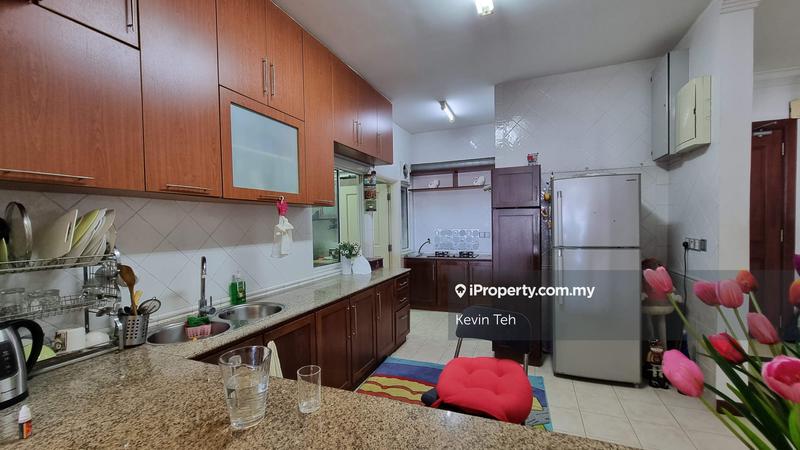 For Sale - La Grande Kiara