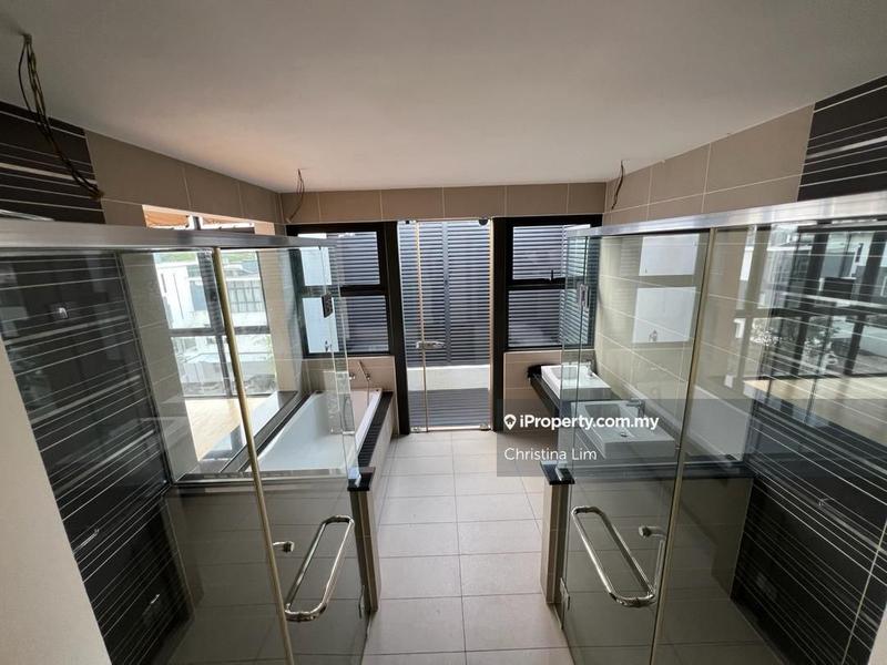 Rumah Flat untuk Dijual di Taman Saujana Puchong oleh Christina Lim - iProperty.com.my