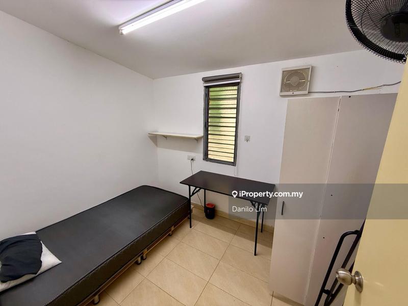 Rumah Teres untuk Dijual di Alam Damai, Cheras oleh Danilo Lim - iProperty.com.my