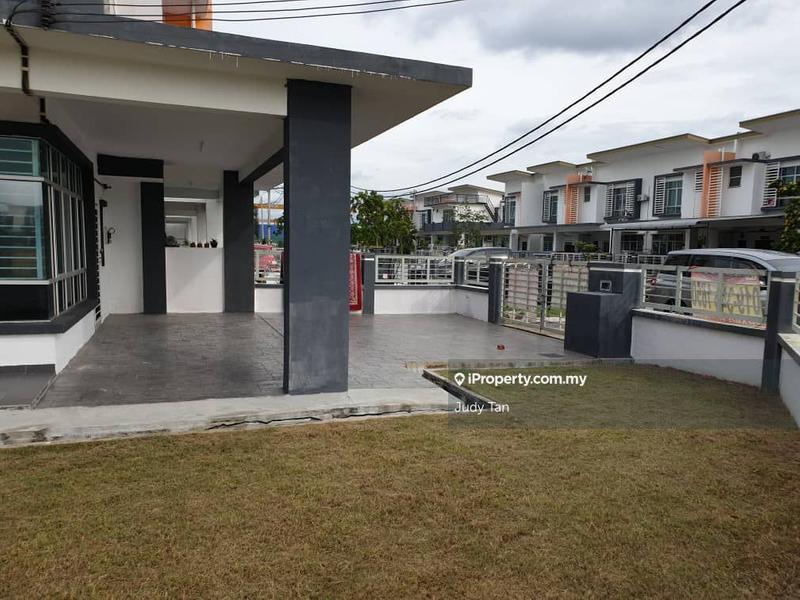 Rumah Teres 2-Tingkat untuk Dijual di Bandar Puncak Alam, Puncak Alam oleh Judy Tan - iProperty.com.my