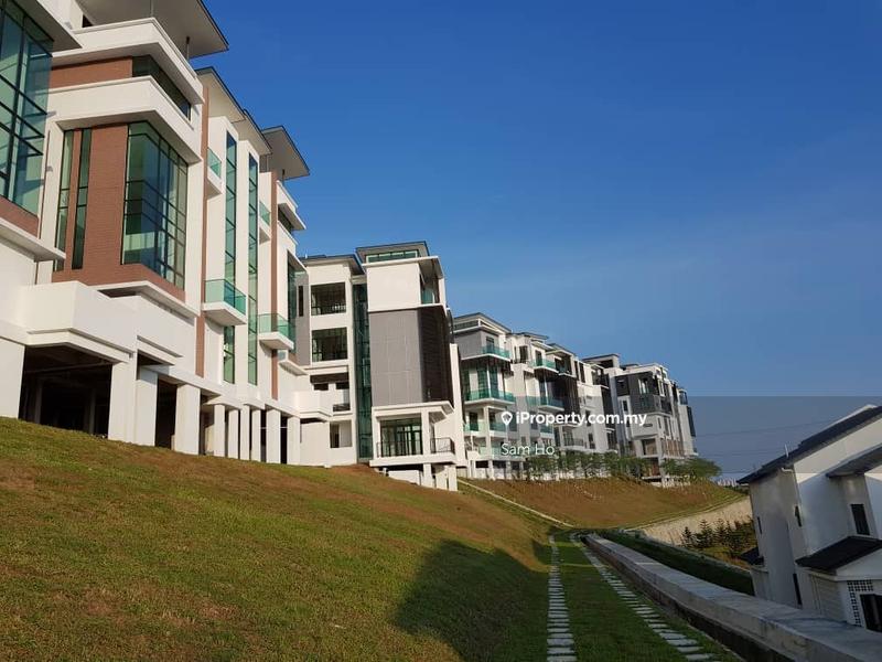 Semi-Detached House for Sale in Putra Heights, Subang Jaya by Sam Ho - iProperty.com.my