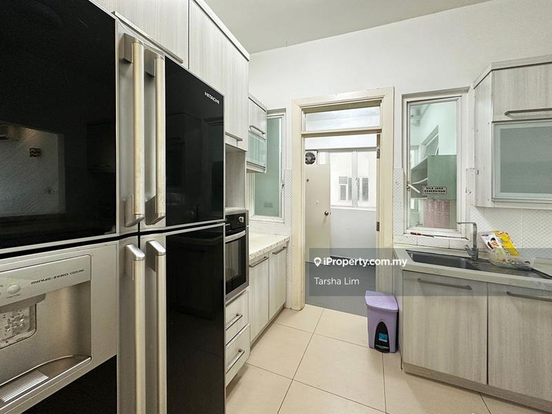 Kondominium untuk Dijual di Surian Residences oleh Tarsha Lim - iProperty.com.my
