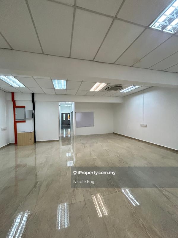Kilang Teres untuk Dijual di wj0dl, Subang Jaya oleh Nicole Eng - iProperty.com.my
