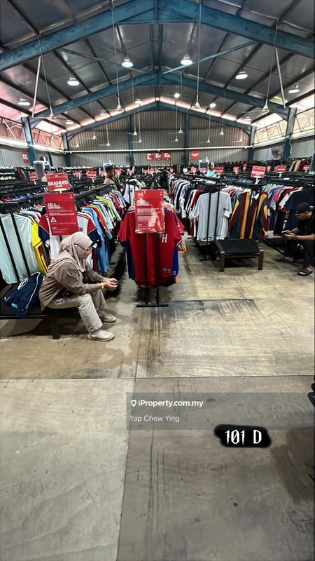 For Rent - Banting Town Warehouse 16,800sqft near Econsave suit for Showroom - For Rent