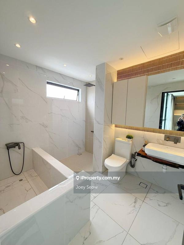 Rumah Berangkai 2 Tingkat untuk Dijual di Kajang 2, Kajang oleh Joey Seow - iProperty.com.my