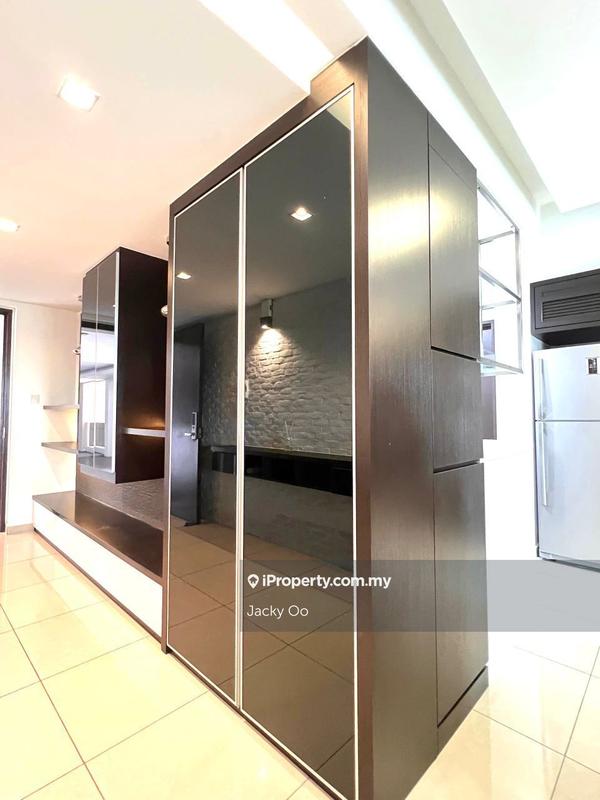 Pangsapuri untuk Dijual di Molek Pine 3 oleh Jacky Oo - iProperty.com.my