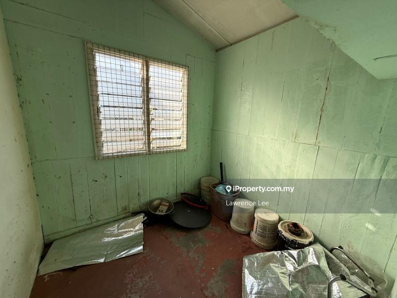 Rumah Berangkai 1 Tingkat untuk Dijual di Kuching, Sarawak oleh Lawrence Lee - iProperty.com.my