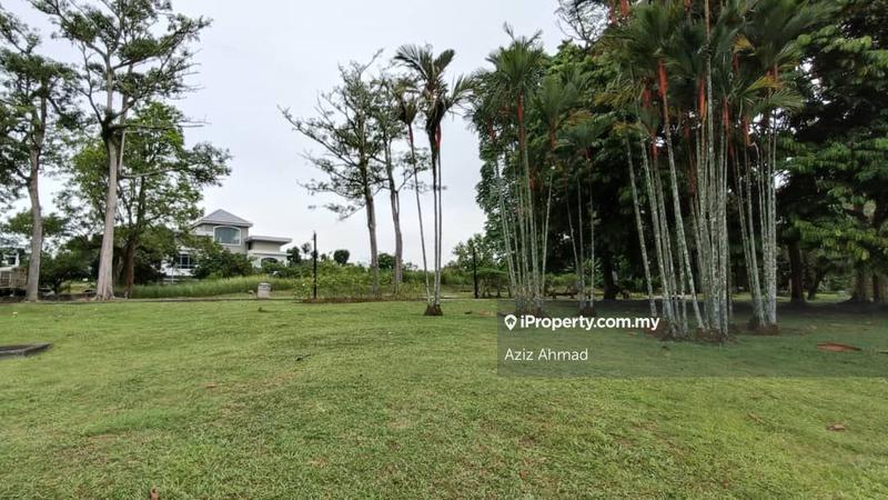 Bungalow Land for Sale in Presint 10, Putrajaya by Aziz Ahmad - iProperty.com.my