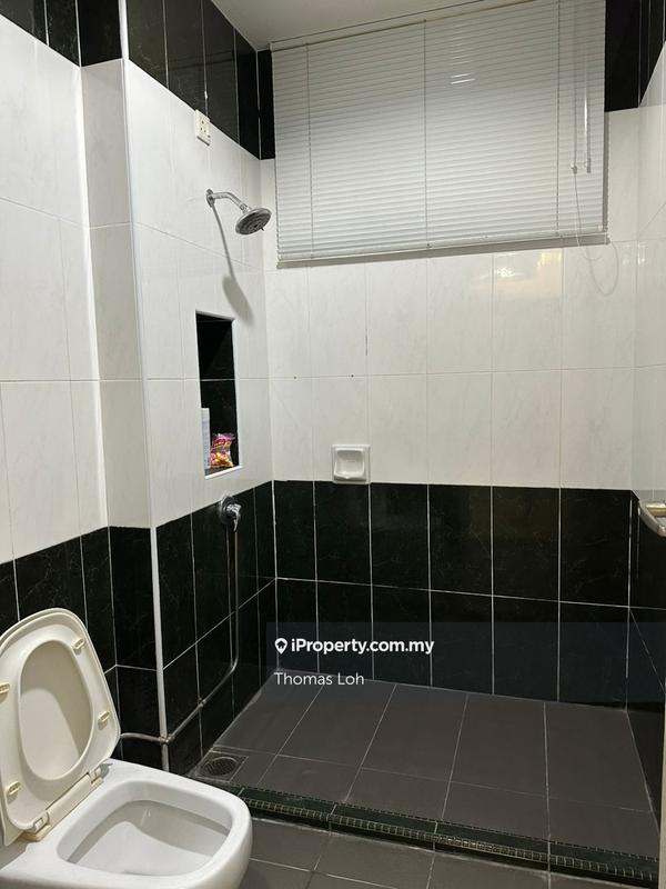 Bungalow House for Sale in Subang Jaya, Selangor by Thomas Loh - iProperty.com.my