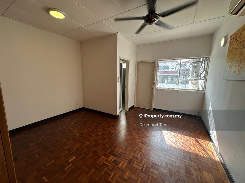 Rumah Teres 2-Tingkat untuk Dijual di Damansara Jaya, Petaling Jaya oleh Desmond Tan - iProperty.com.my