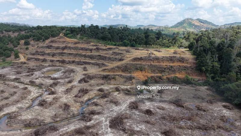 For Sale - 6.23 Acres Freehold Land with Stream Jerkoh Benta Penjom Kuala Lipis