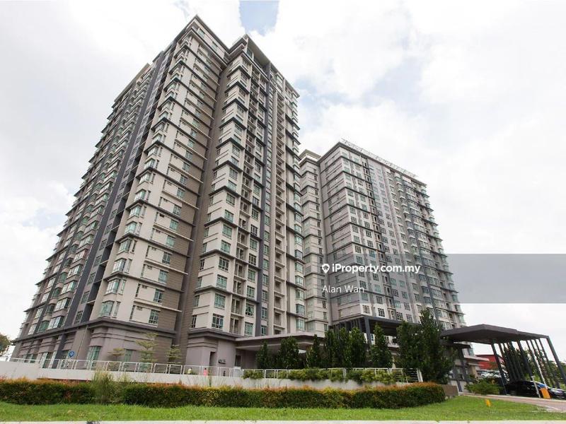 For Sale - Shaftsbury Residence