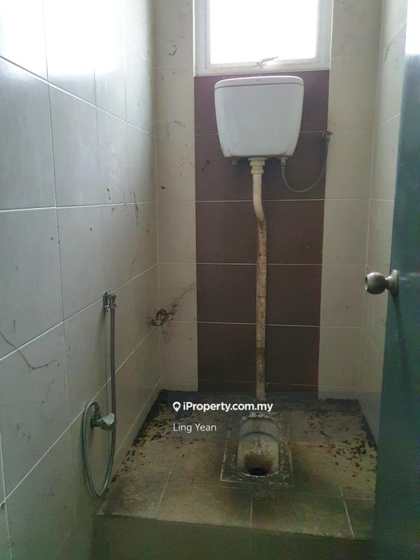 Shop / Office untuk Dijual di Pusat Bandar Putra Permai, Seri Kembangan oleh Ling Yean - iProperty.com.my