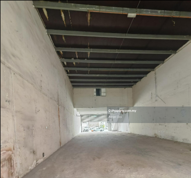 For Rent - Ara Damansara corner factory, TPJ, Taman Perindustrian, Petaling Jaya