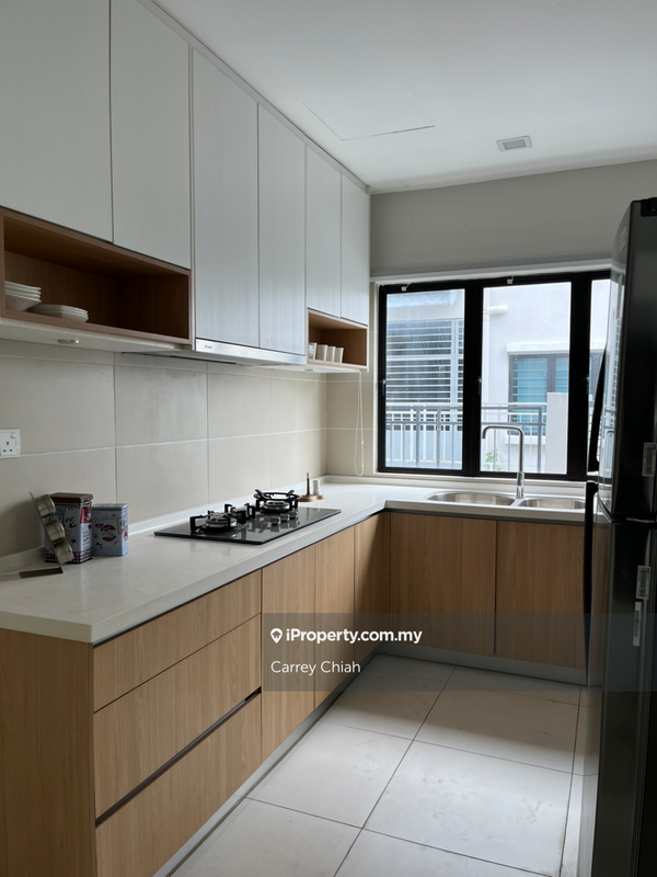 2-storey Terraced House for Sale in Lake Side Residences, Puchong by Carrey Chiah - iProperty.com.my