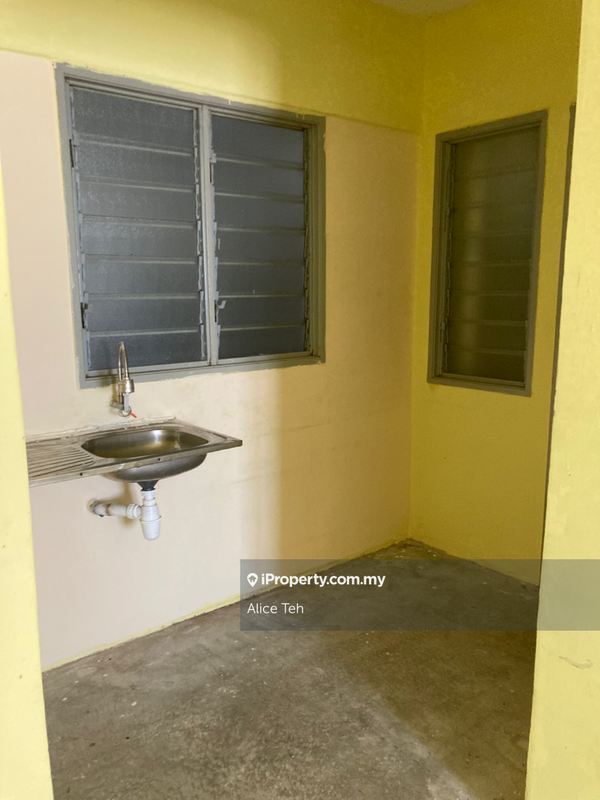 For Sale - Idaman Seroja