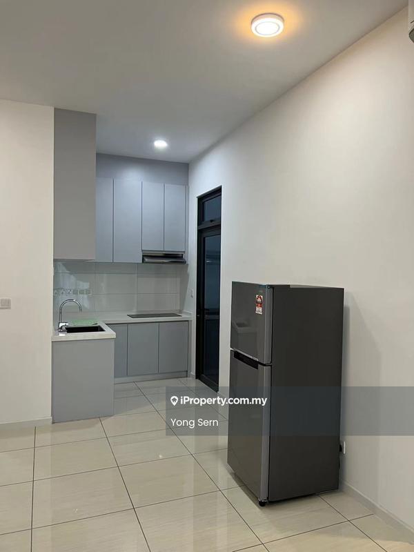 Condominium for Sale in Queens Residences Q1 @ Queens Waterfront by Lau Yong Sern - Kitchen - iProperty.com.my