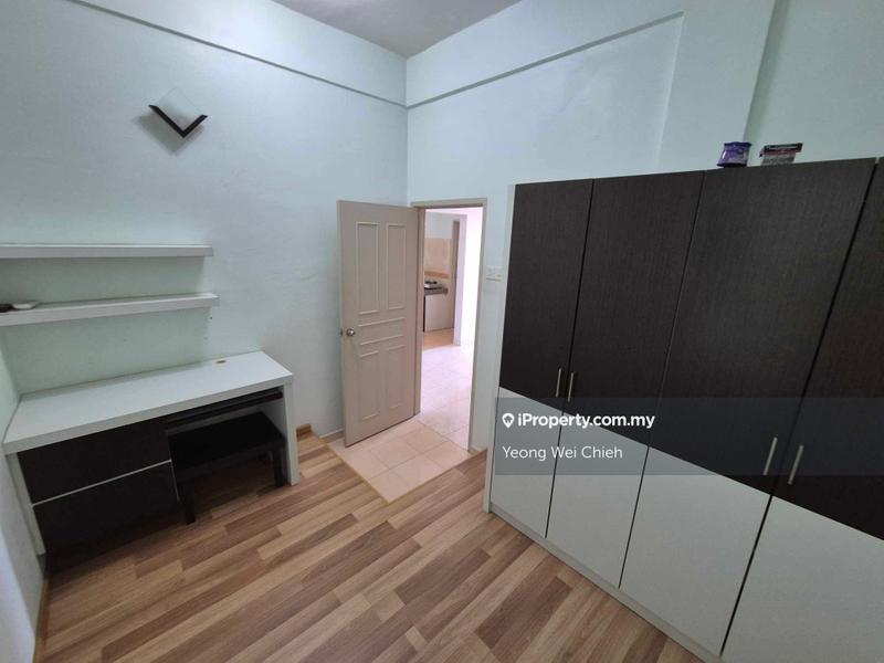 For Sale - Pangsapuri Bukit Beruang Bestari (University View)